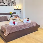 Canal Salso By Ca-sa Check * 베니스