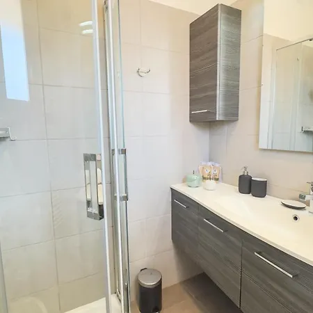 Canal Salso By Ca-sa Check * Mestre