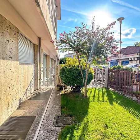 Canal Salso By Ca-sa Check * Mestre